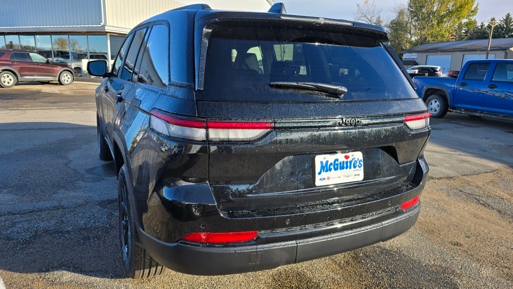 2025 Jeep Grand Cherokee GRAND CHEROKEE ALTITUDE 4X4