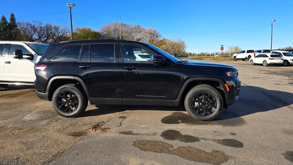 2025 Jeep Grand Cherokee GRAND CHEROKEE ALTITUDE 4X4