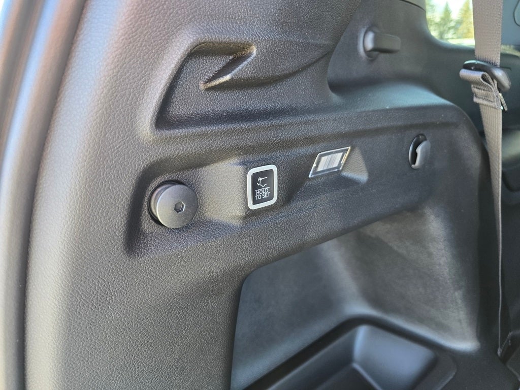 2025 Jeep Grand Cherokee GRAND CHEROKEE L ALTITUDE 4X4