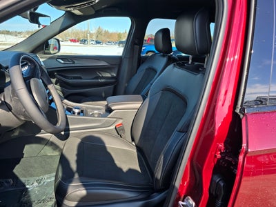 2025 Jeep Grand Cherokee GRAND CHEROKEE L ALTITUDE 4X4