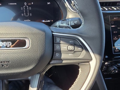 2025 Jeep Grand Cherokee GRAND CHEROKEE L ALTITUDE 4X4