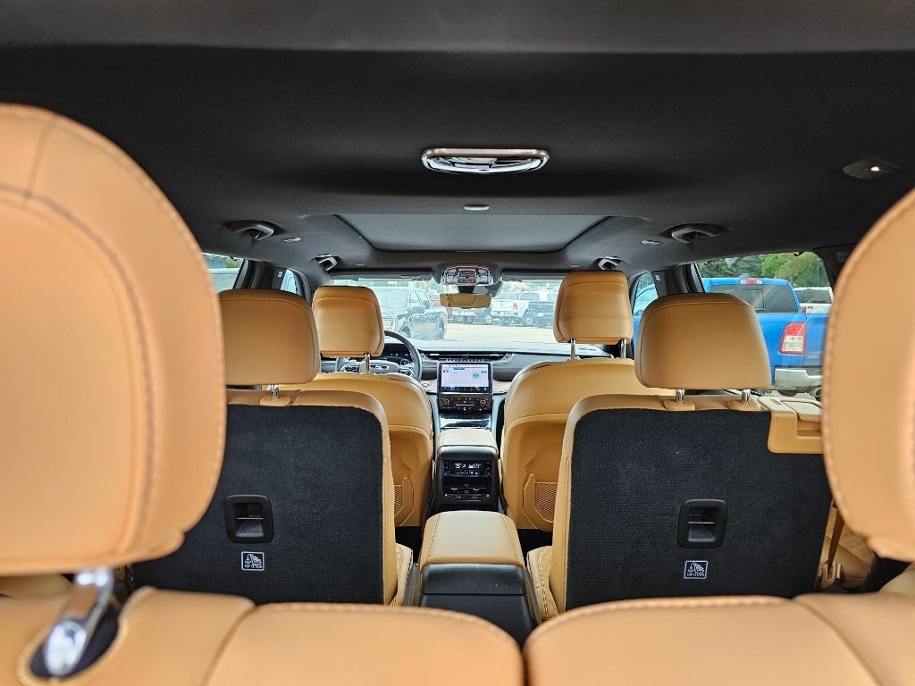 2023 Jeep Grand Cherokee L Summit 4x4