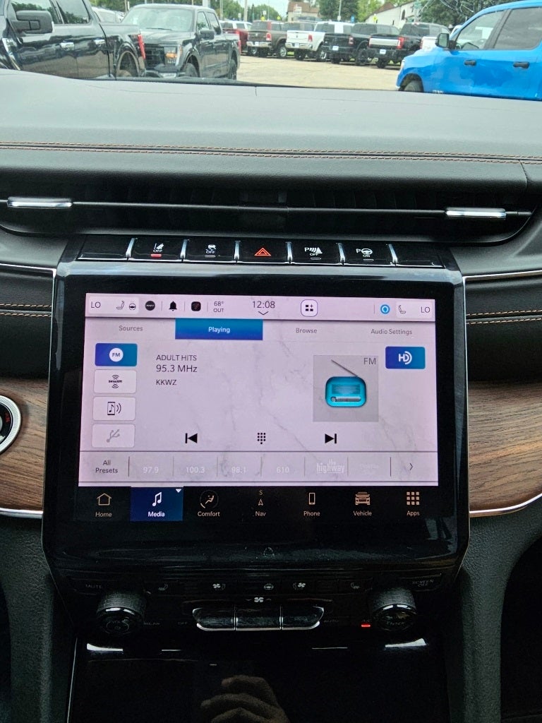 2023 Jeep Grand Cherokee L Summit 4x4