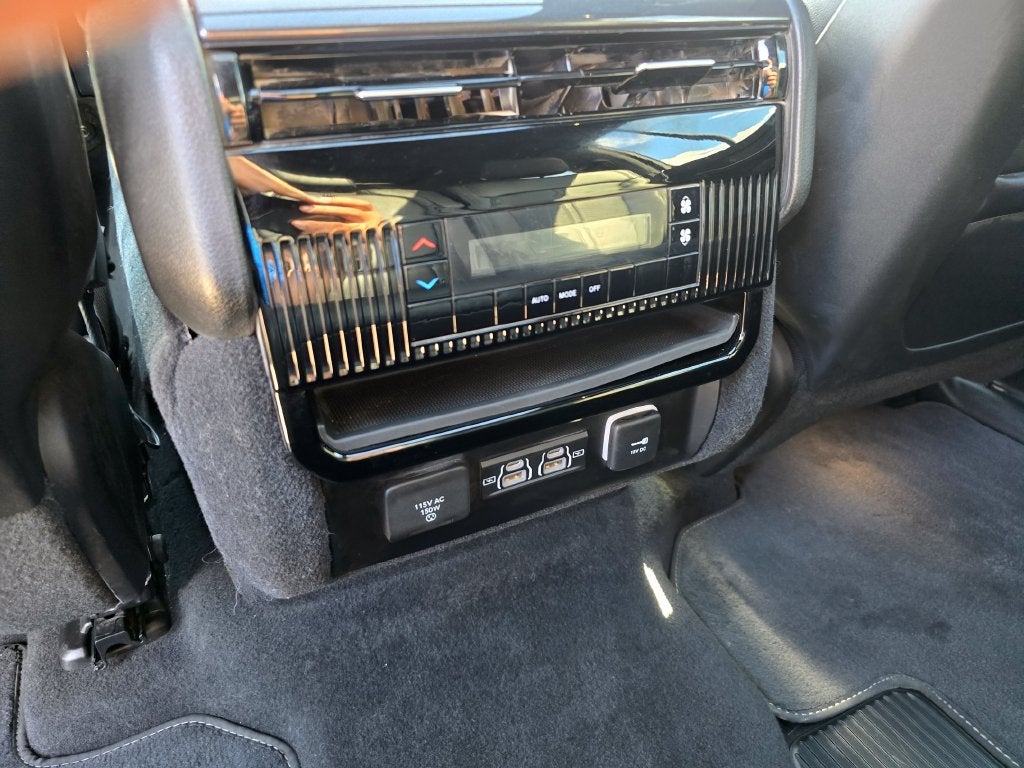 2024 Jeep Wagoneer L Series I 4x4