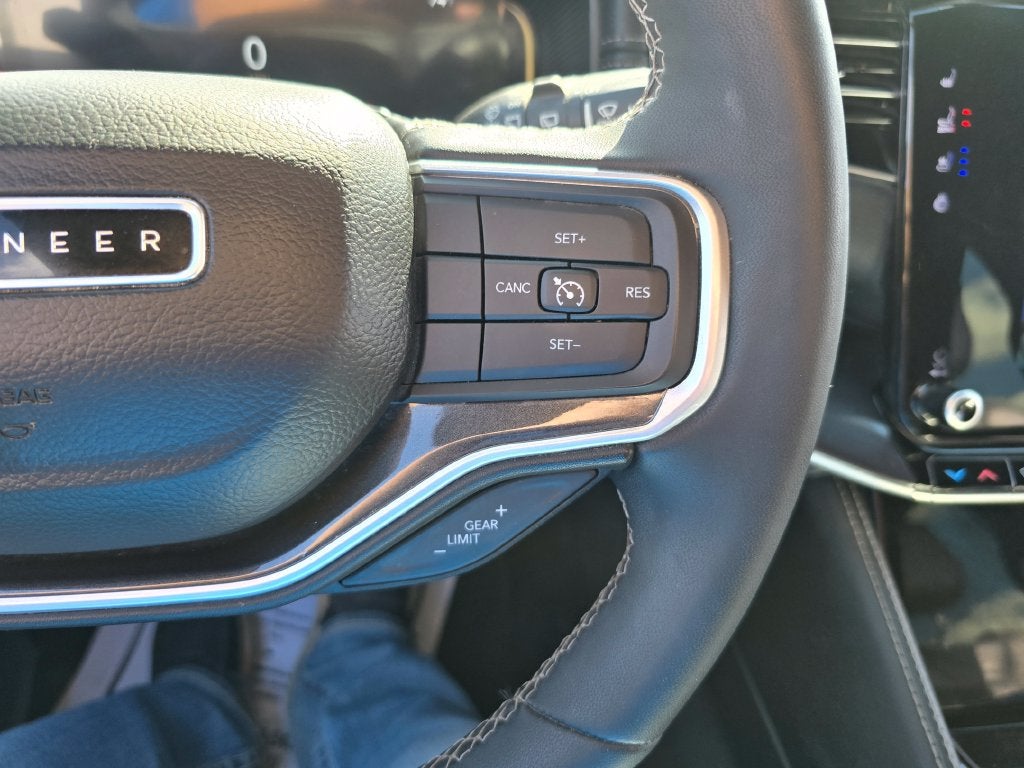 2024 Jeep Wagoneer L Series I 4x4