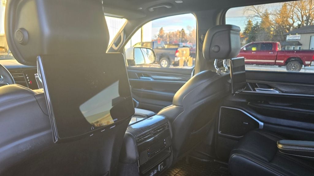 2022 Jeep Wagoneer Series III 4x4