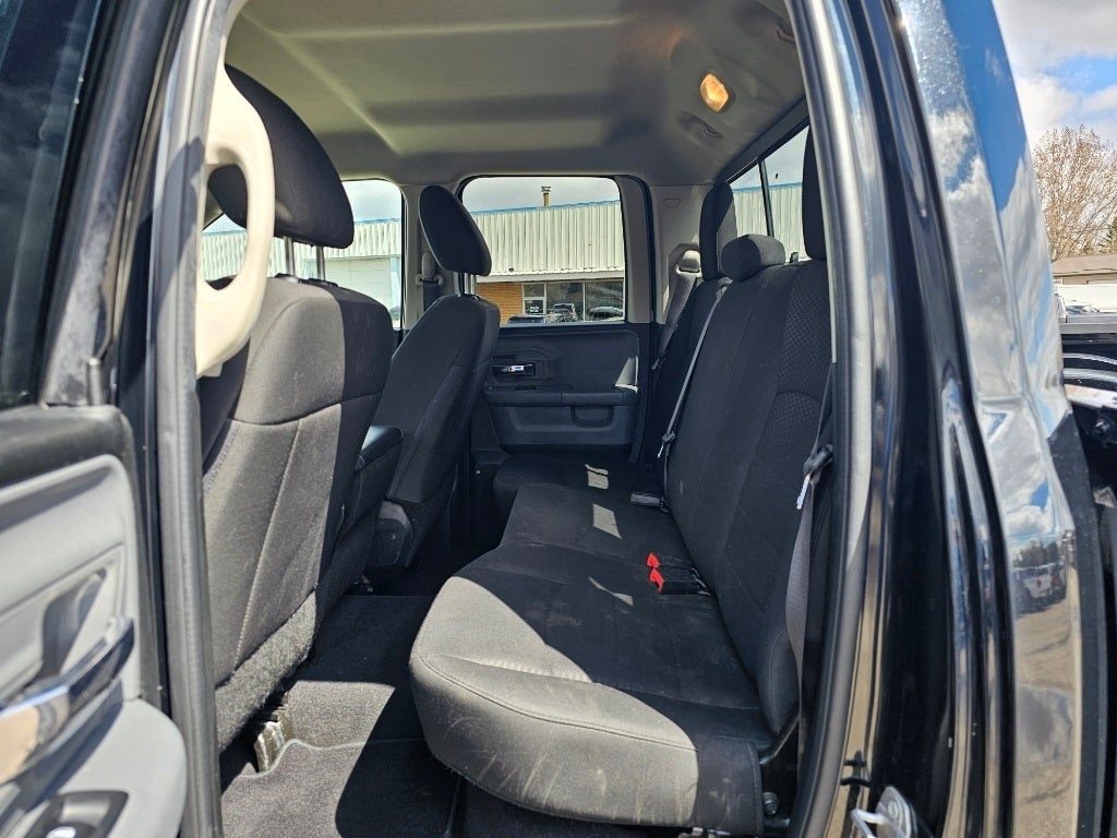 2019 RAM 1500 Classic Warlock Quad Cab 4x4 6'4' Box