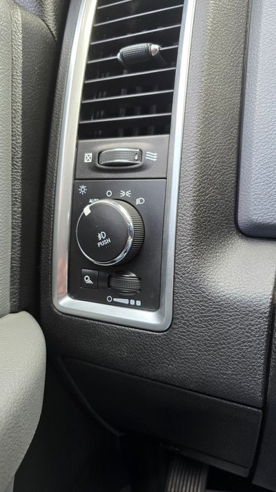 2019 RAM 1500 Classic Big Horn Crew Cab 4x4 5'7' Box