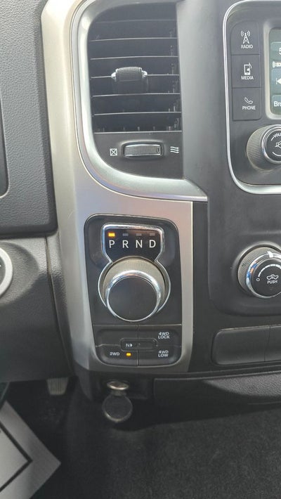 2020 RAM 1500 Classic SLT Crew Cab 4x4 6'4' Box