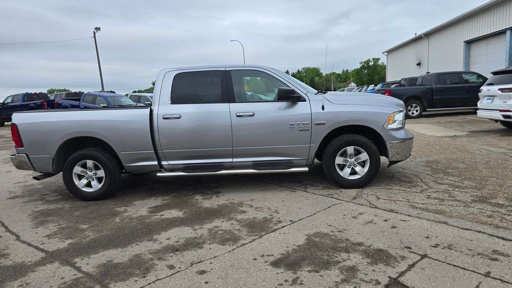 2020 RAM 1500 Classic SLT Crew Cab 4x4 6'4' Box
