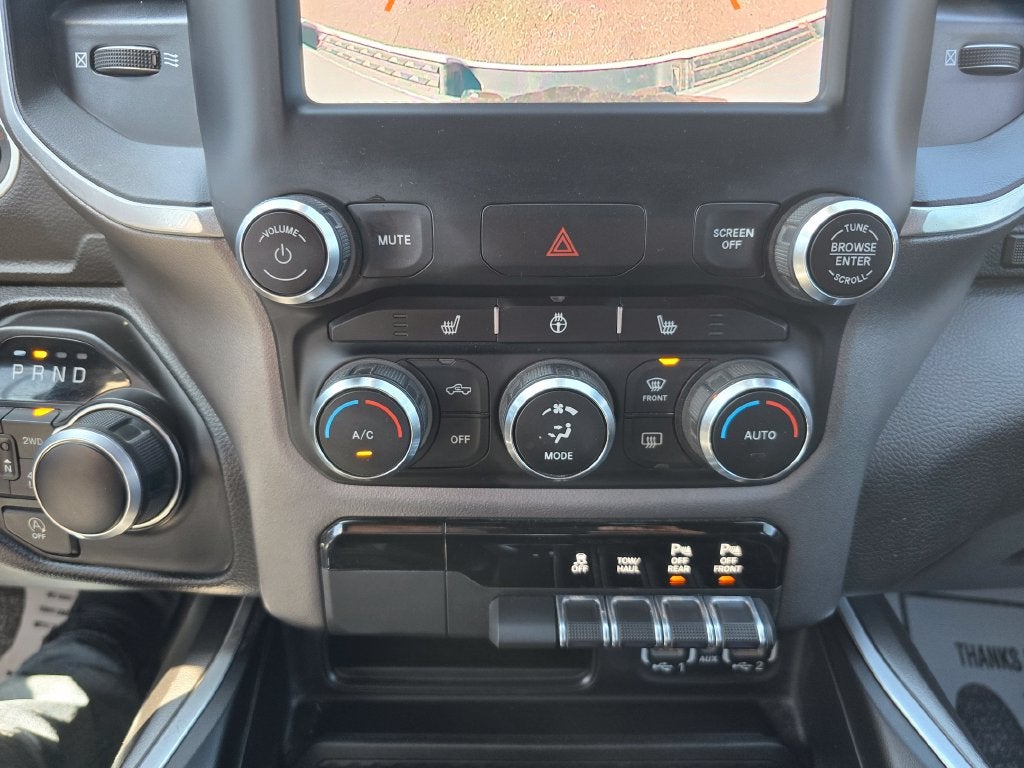 2023 RAM 1500 Big Horn Crew Cab 4x4 5'7' Box