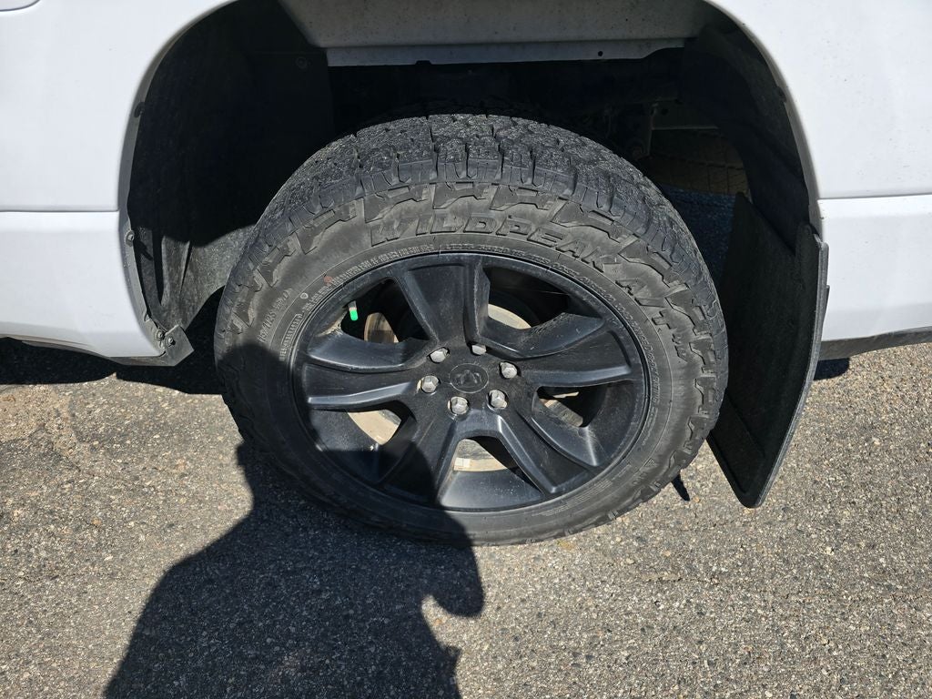 2023 RAM 1500 Big Horn Crew Cab 4x4 5'7' Box