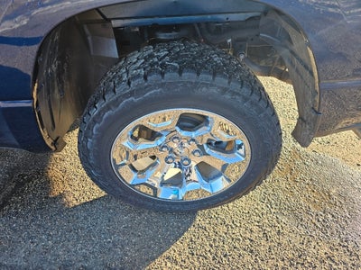 2022 RAM 1500 Big Horn Crew Cab 4x4 5'7' Box