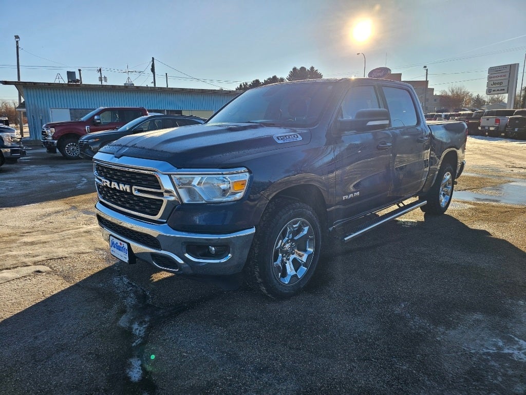 2022 RAM 1500 Big Horn Crew Cab 4x4 5'7' Box