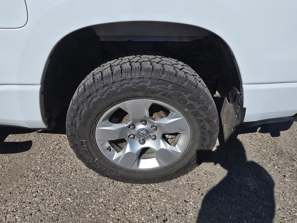 2020 RAM 1500 Big Horn Quad Cab 4x4 6'4' Box