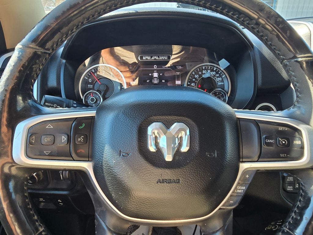 2020 RAM 1500 Big Horn Quad Cab 4x4 6'4' Box