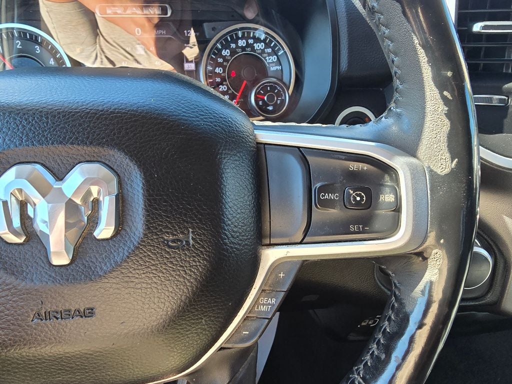 2020 RAM 1500 Big Horn Quad Cab 4x4 6'4' Box