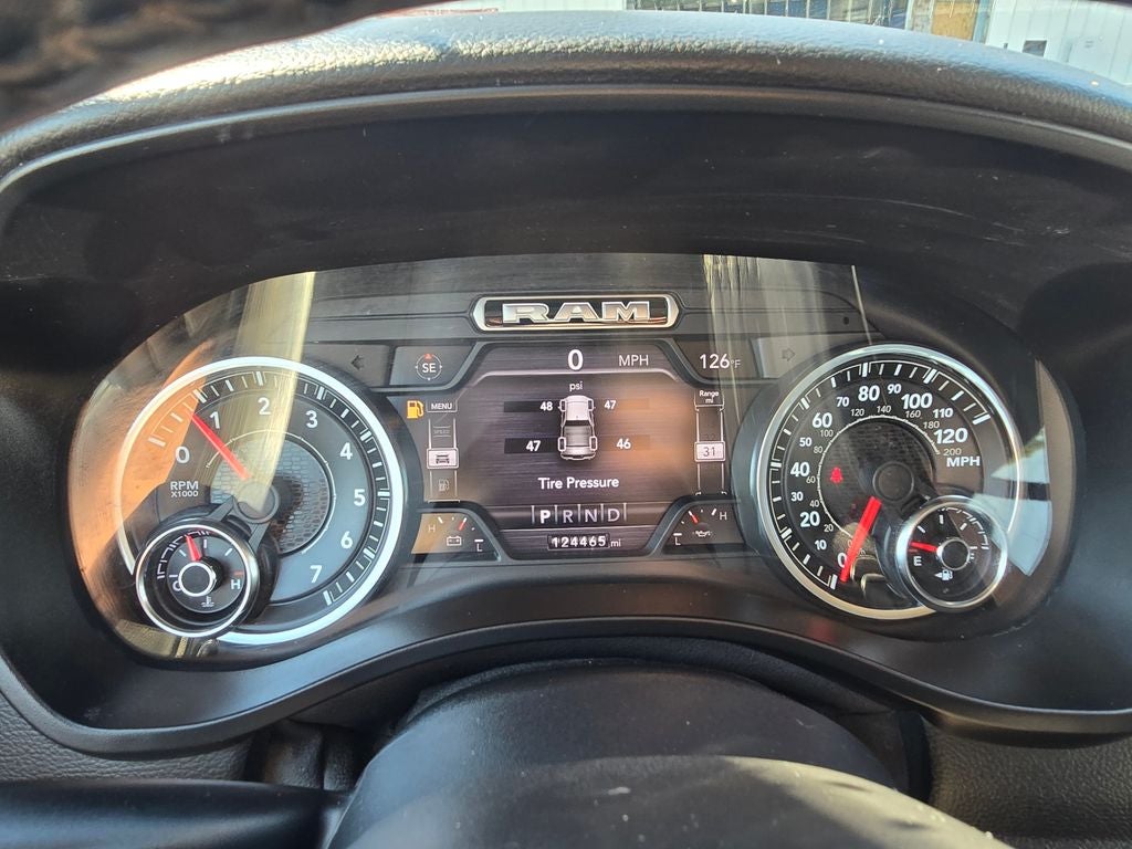 2020 RAM 1500 Big Horn Quad Cab 4x4 6'4' Box