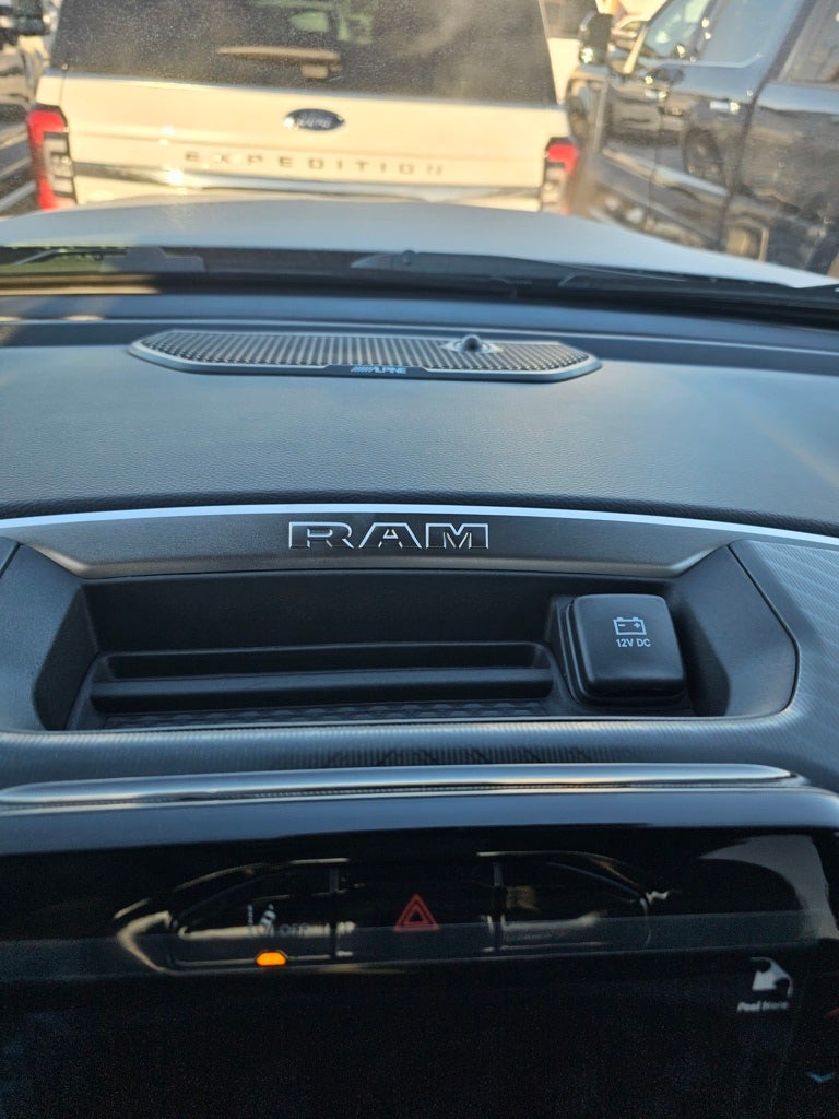 2025 RAM Ram 1500 RAM 1500 BIG HORN CREW CAB 4X4 5'7' BOX