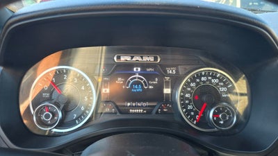 2021 RAM 1500 Big Horn Crew Cab 4x4 5'7' Box