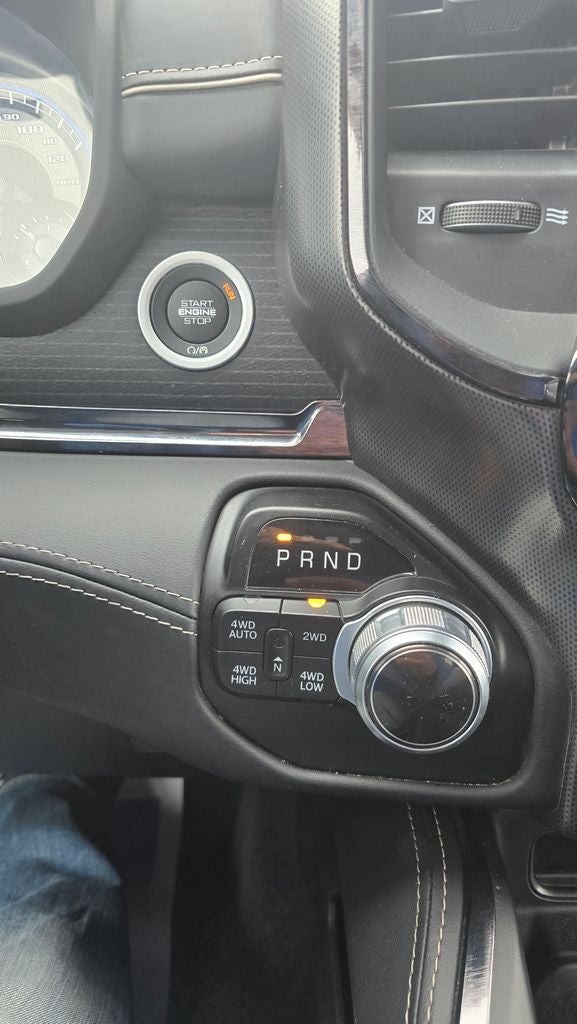 2022 RAM 1500 Limited Crew Cab 4x4 5'7' Box