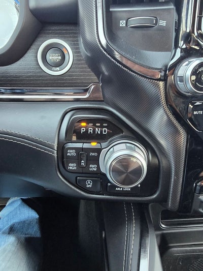 2022 RAM 1500 Limited Crew Cab 4x4 5'7' Box