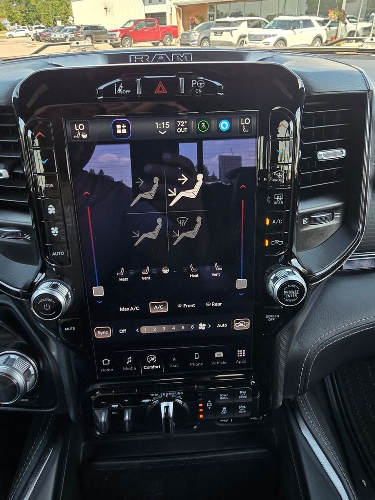 2022 RAM 1500 Limited Crew Cab 4x4 5'7' Box