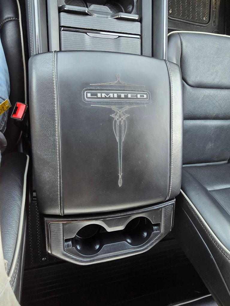 2022 RAM 1500 Limited Crew Cab 4x4 5'7' Box