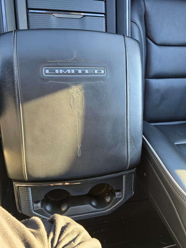 2023 RAM 1500 Limited Crew Cab 4x4 5'7' Box