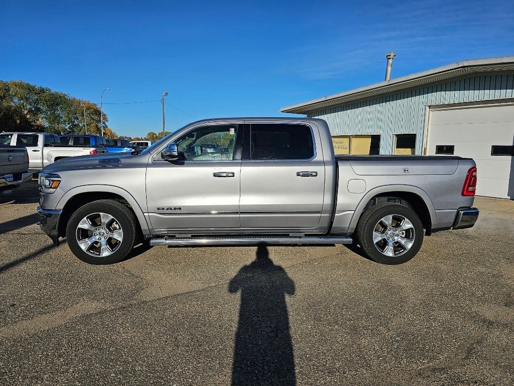 2021 RAM 1500 Laramie Crew Cab 4x4 5'7' Box