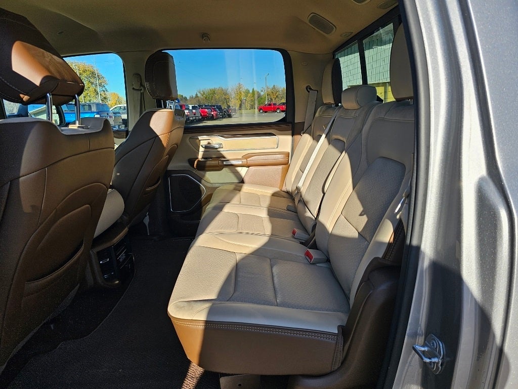 2021 RAM 1500 Laramie Crew Cab 4x4 5'7' Box