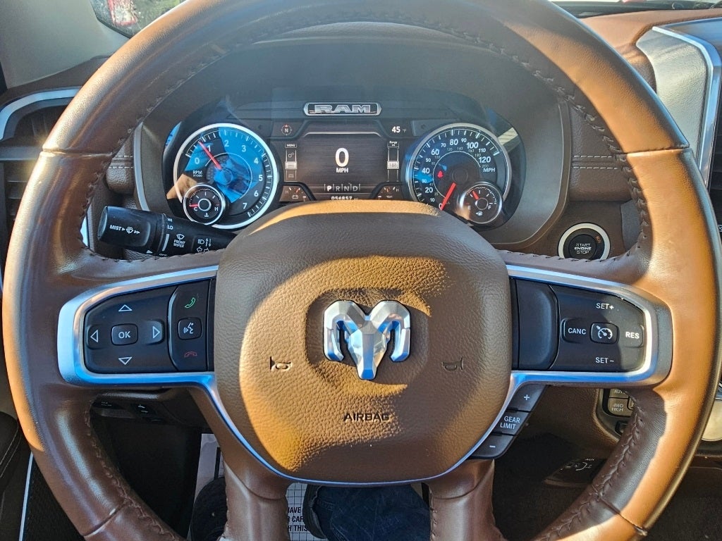 2021 RAM 1500 Laramie Crew Cab 4x4 5'7' Box