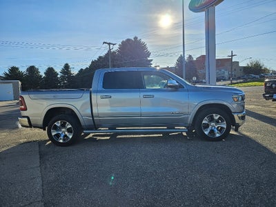 2021 RAM 1500 Laramie Crew Cab 4x4 5'7' Box