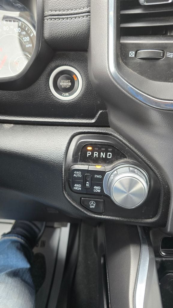 2021 RAM 1500 Laramie Crew Cab 4x4 5'7' Box