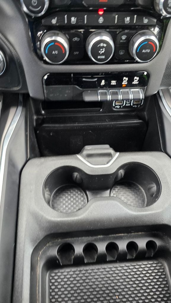 2021 RAM 1500 Laramie Crew Cab 4x4 5'7' Box