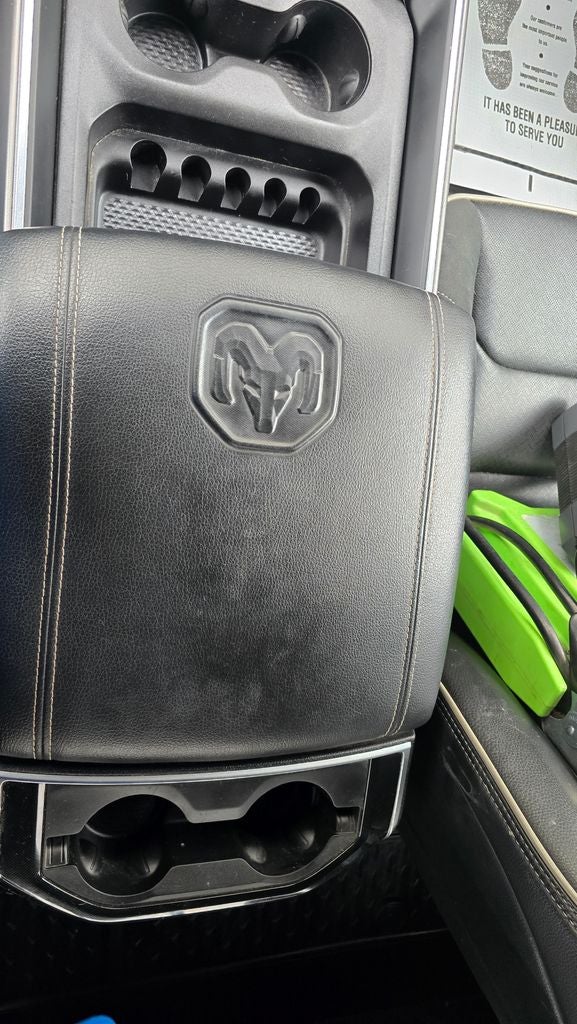 2021 RAM 1500 Laramie Crew Cab 4x4 5'7' Box