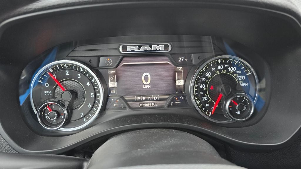 2021 RAM 1500 Laramie Crew Cab 4x4 5'7' Box