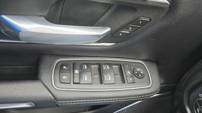 2021 RAM 1500 Laramie Crew Cab 4x4 5'7' Box