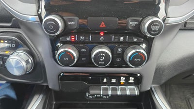 2021 RAM 1500 Laramie Crew Cab 4x4 5'7' Box