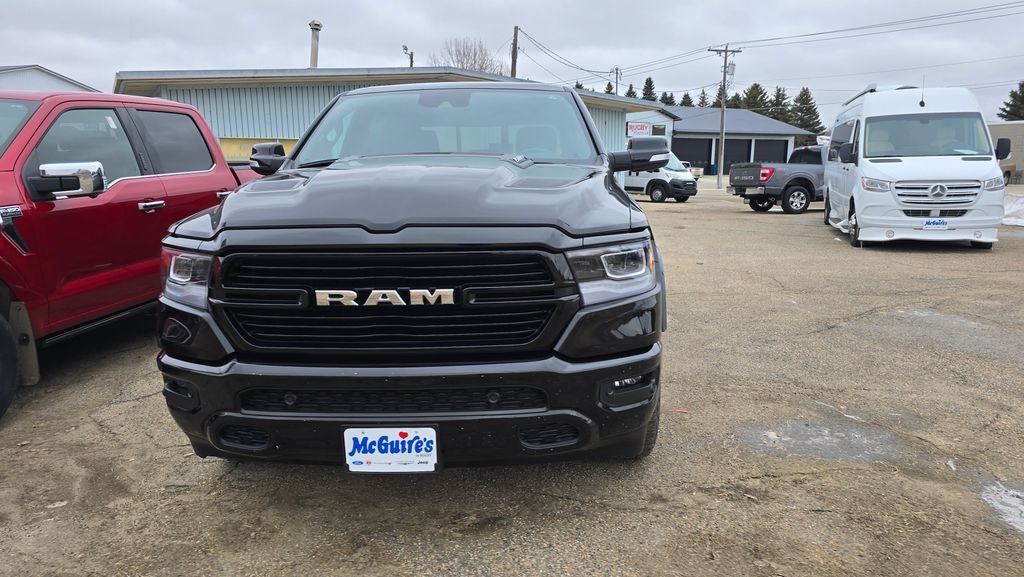 2021 RAM 1500 Laramie Crew Cab 4x4 5'7' Box