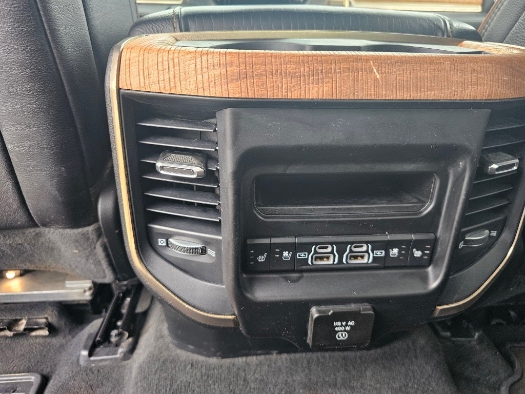 2022 RAM 1500 Limited Longhorn Crew Cab 4x4 6'4' Box