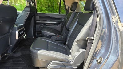 2022 Ford Expedition XLT MAX