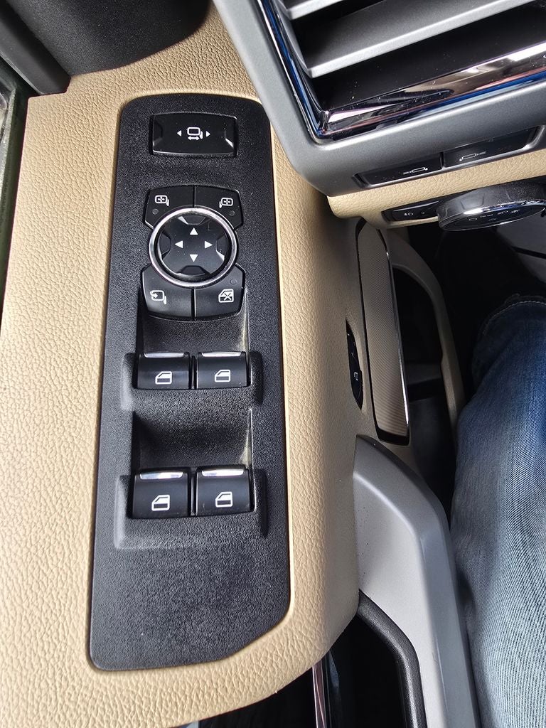 2017 Ford F-350 LARIAT