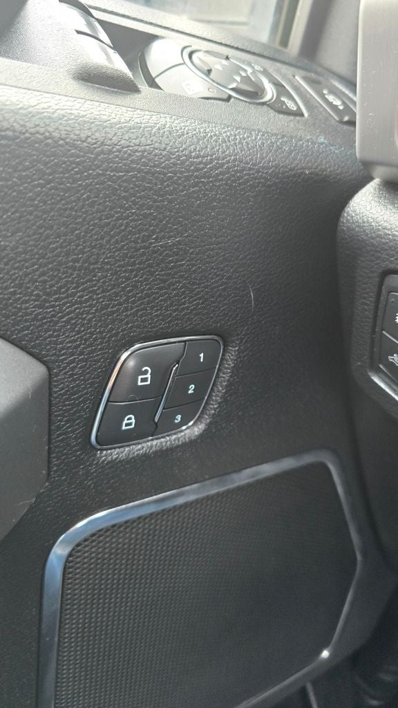 2018 Ford Super Duty F-350 SRW Platinum