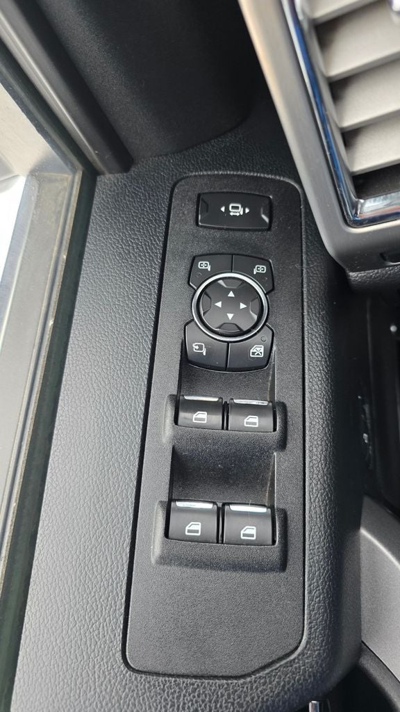 2018 Ford Super Duty F-350 SRW Platinum