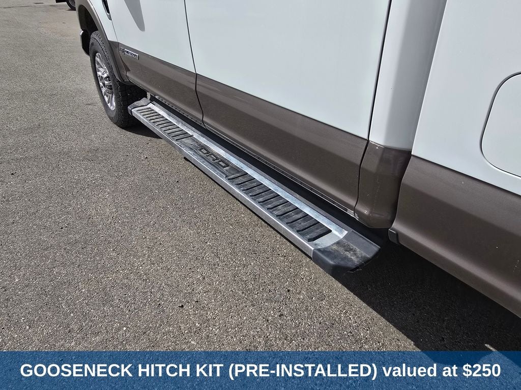 2022 Ford Super Duty F-350 SRW LARIAT