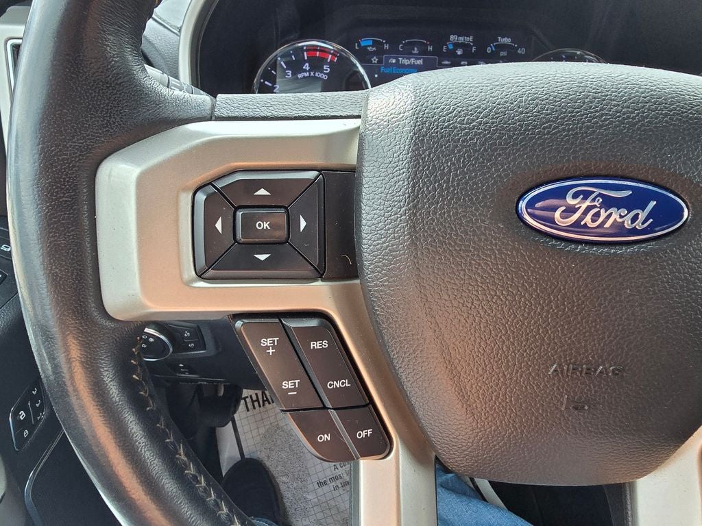 2022 Ford Super Duty F-350 SRW LARIAT