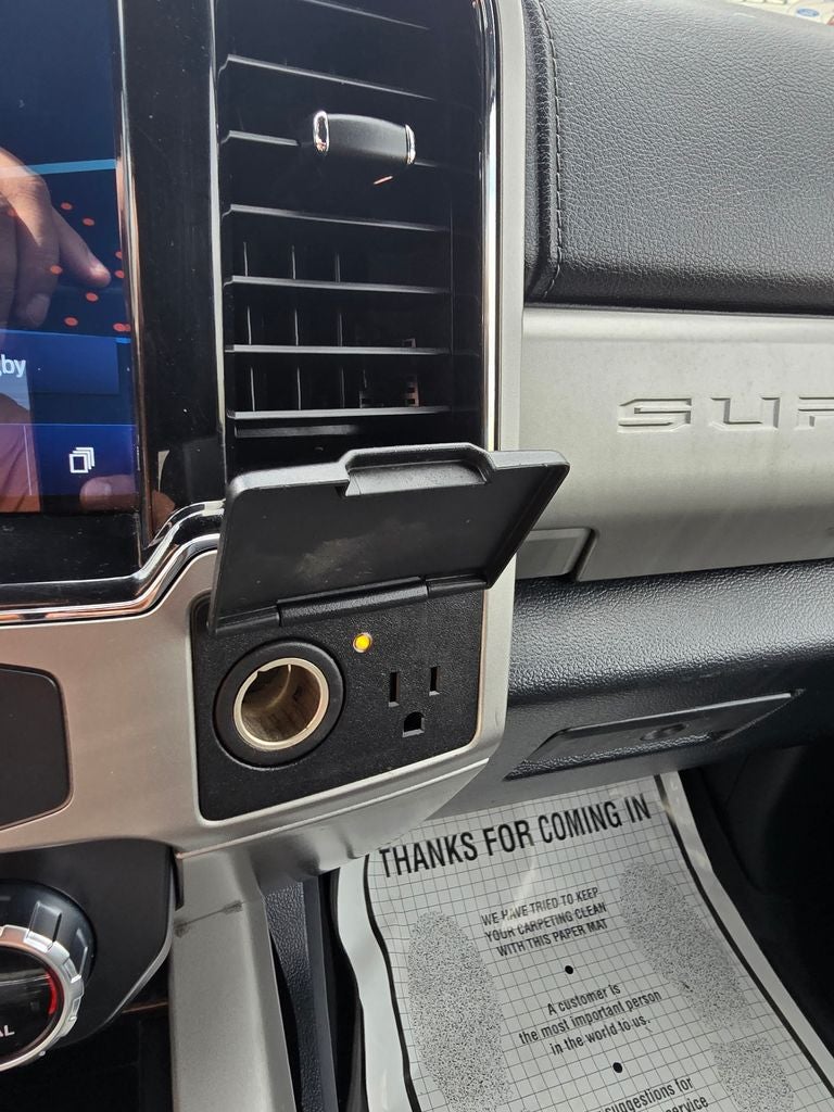 2022 Ford Super Duty F-350 SRW LARIAT