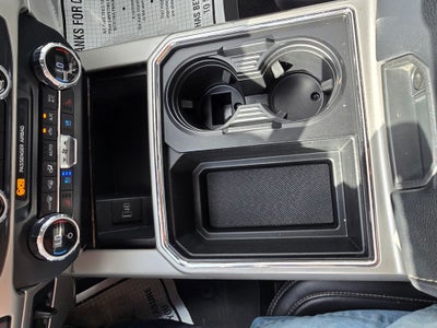 2022 Ford Super Duty F-350 SRW LARIAT