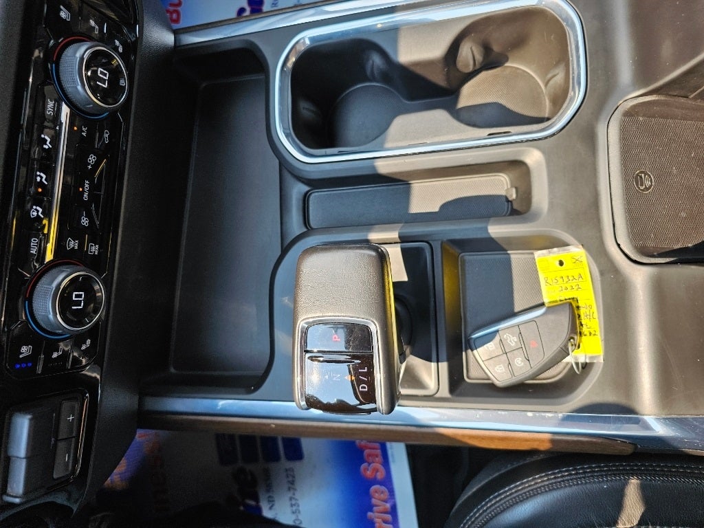 2022 Chevrolet Silverado 1500 4WD Crew Cab Standard Bed High Country